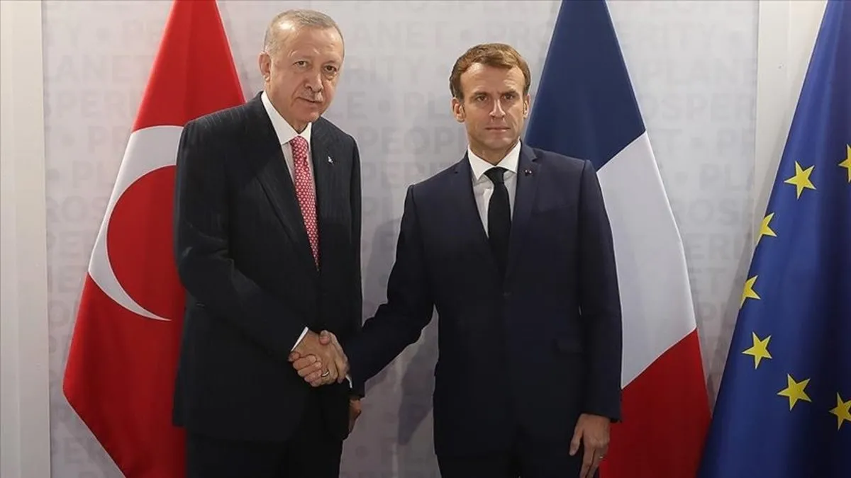 Başkan Erdoğan Macron ile görüştü