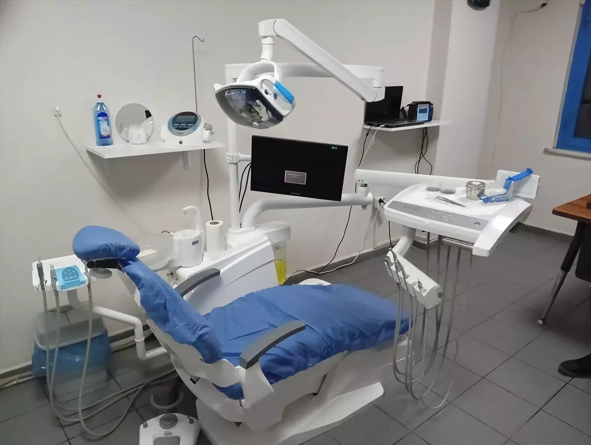 Bursa’da Kaçak Diş Kliniği Mühürlendi